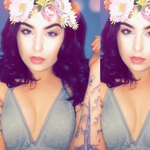 Meet your Posher, Carly